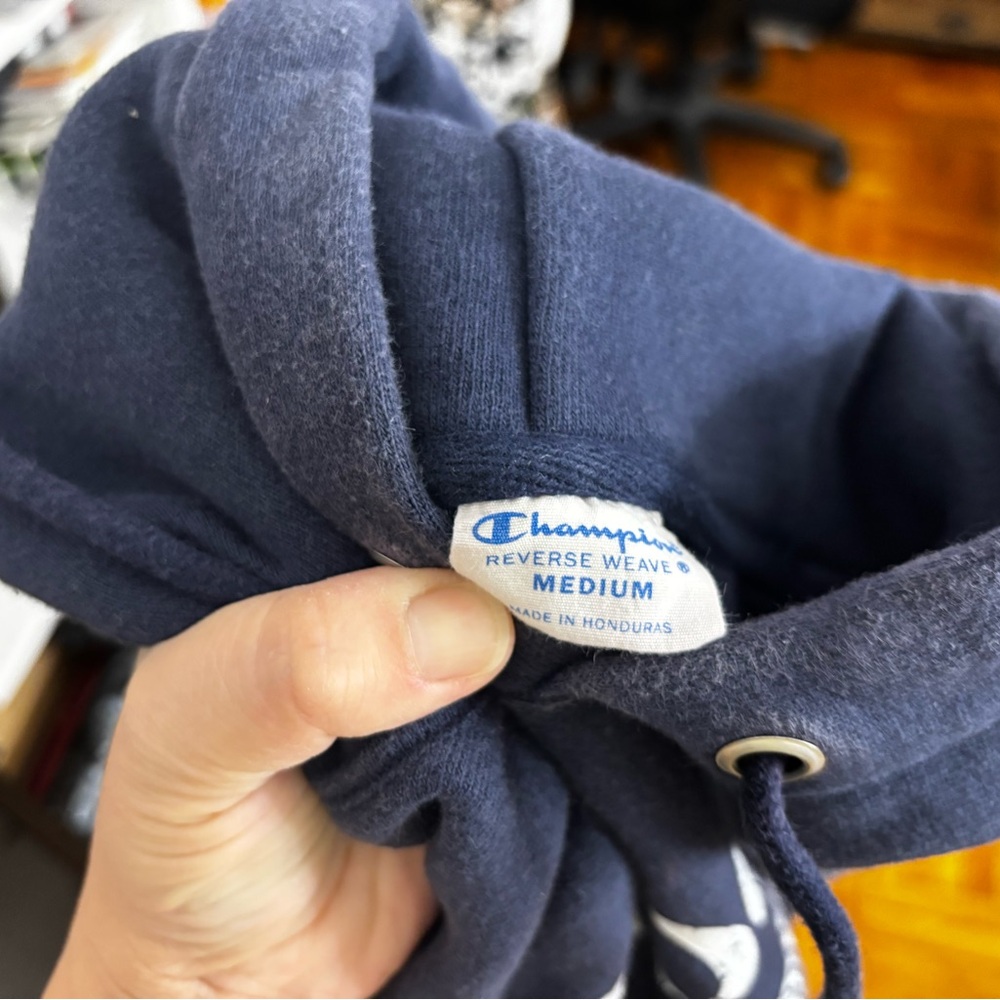 Philips Academy Andover medium sweatshirt like new - Picture 2 of 2